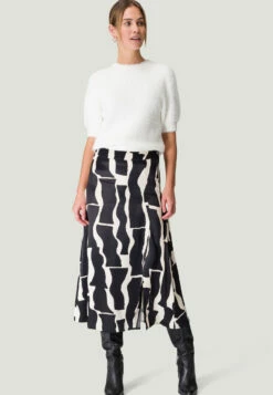 Zero Rock -Dodenhof Shop 5a97af2695d54975086adaab323c42d2c0d18df3 7200918534 1891 04