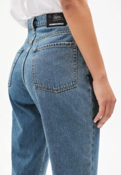 Armedangels Mom-Jeans "Mairaa Denims" -Dodenhof Shop b6c18af6fb37080b48975f26dfd8170ac4550d9a 7200815520 1956 03