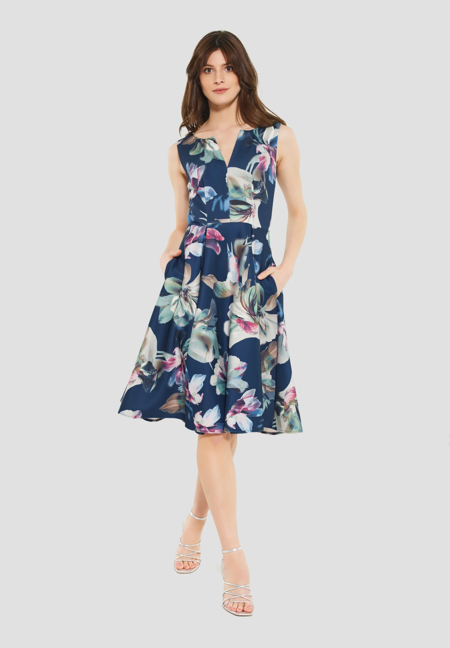 SWING Cocktailkleid Aus Scuba Mit Blumendruck 6 SWING Cocktailkleid Aus Scuba Mit Blumendruck – Bild 6